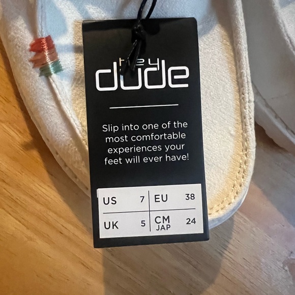 Women’s Heydudes! NWT - Picture 3 of 3